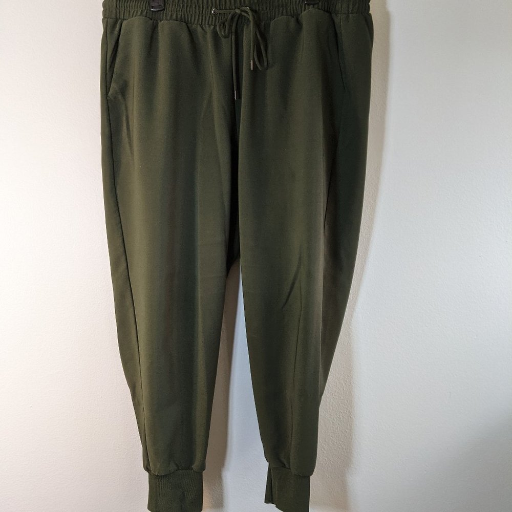 Torrid Olive Green Over size pants with pockets